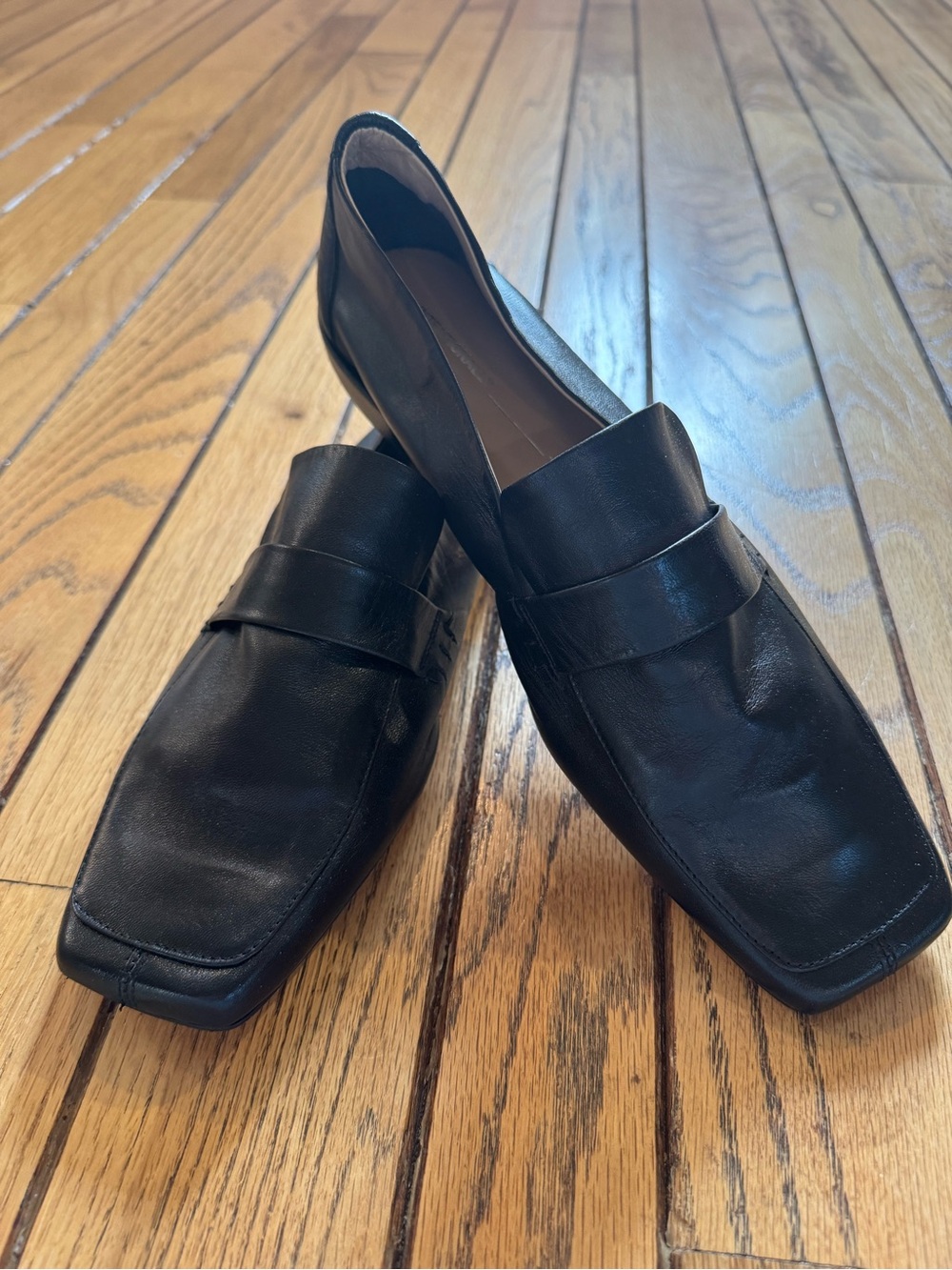 INTENTIONALLY BLANK PINKY LOAFER - BLACK